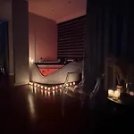 Lunarist - Exclusive Suites With Private Jacuzzi In Blloku